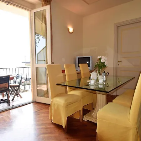 House Greta By Holiday World 아파트 *